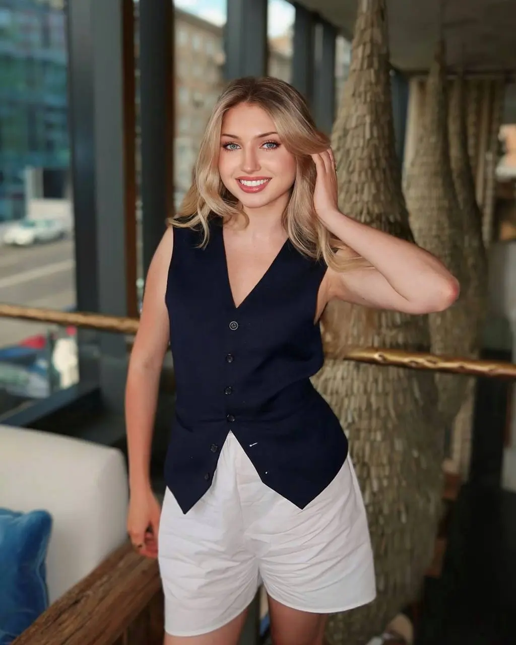 Olena pages lady profile preview
