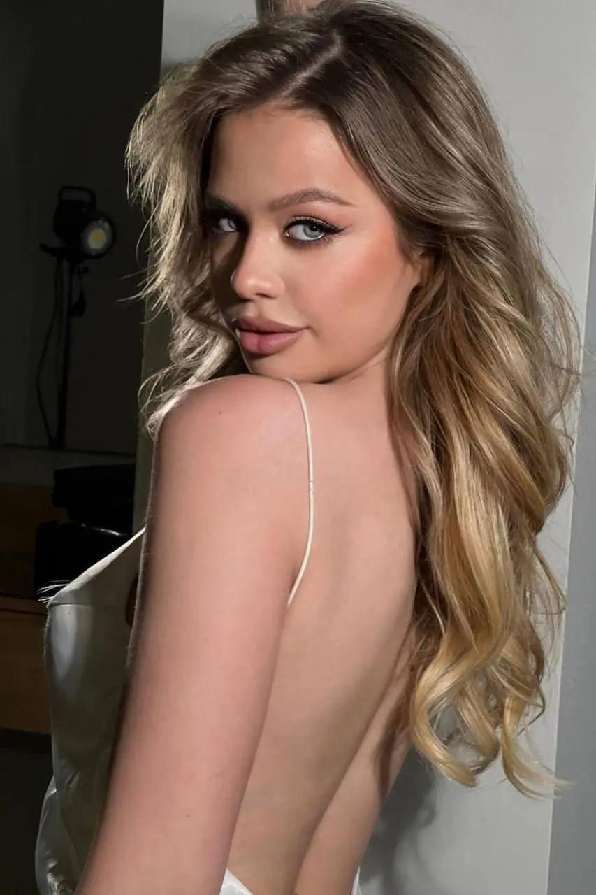 Lisa russian dating california
