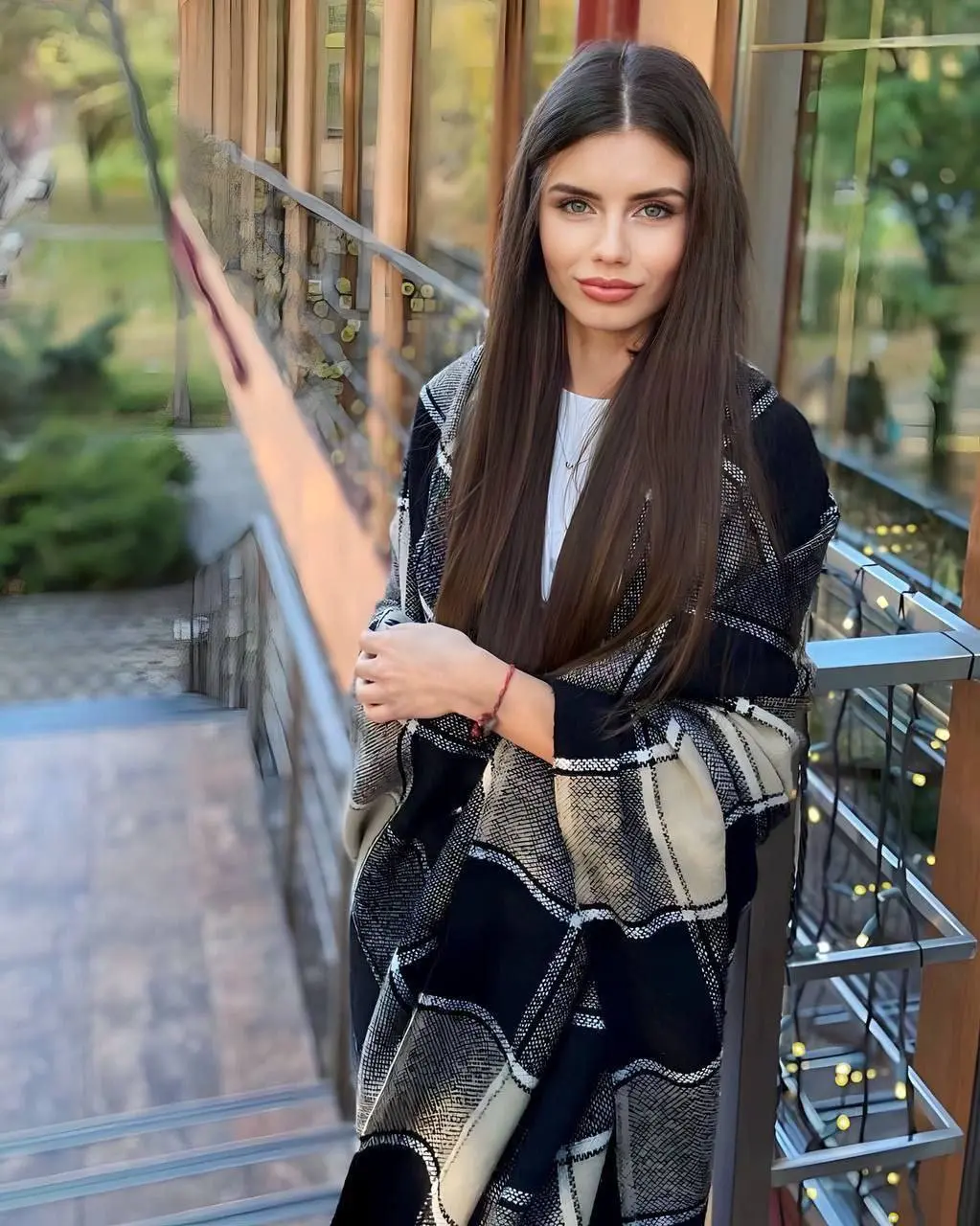 Anna russian singles club