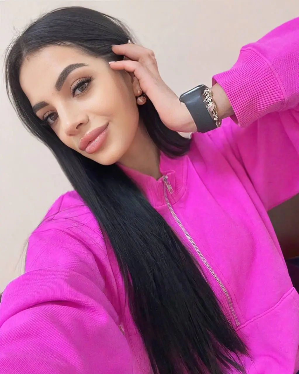 Sabina saint louis dating