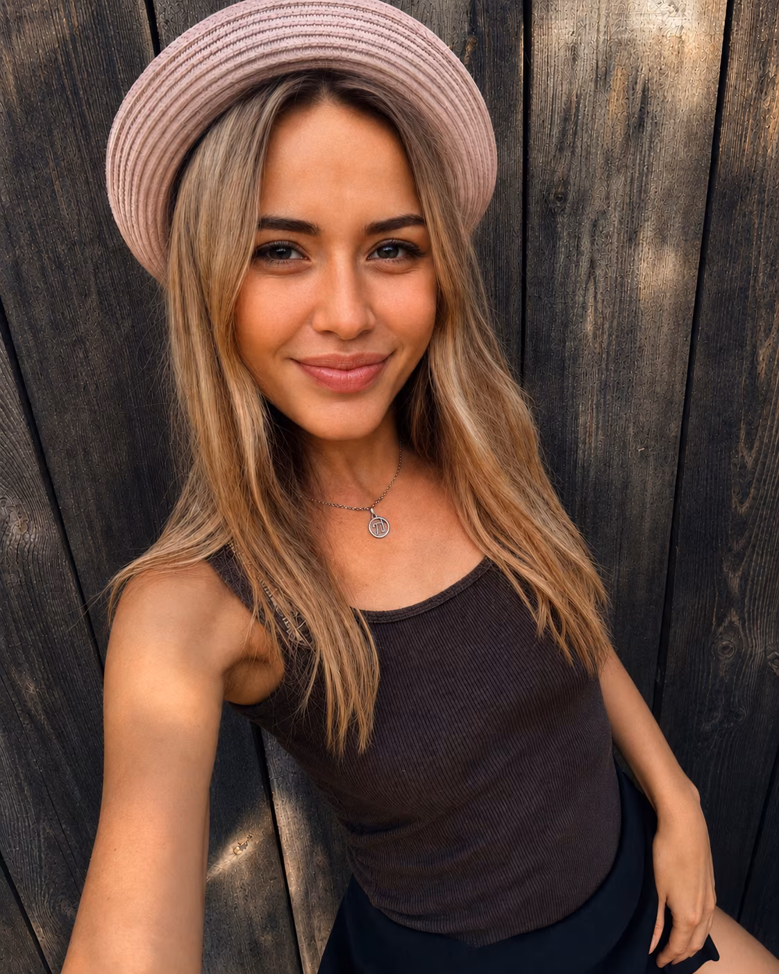 See Lady's Profile