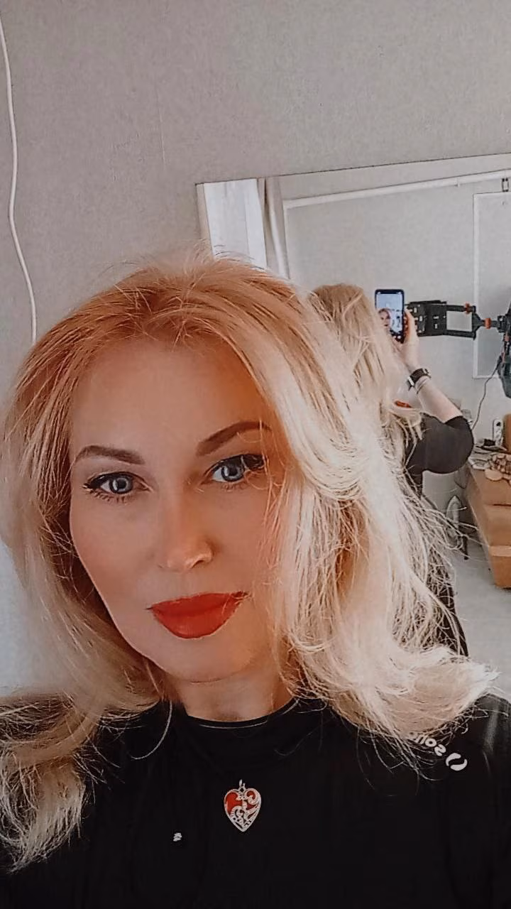 Discover Her Profile