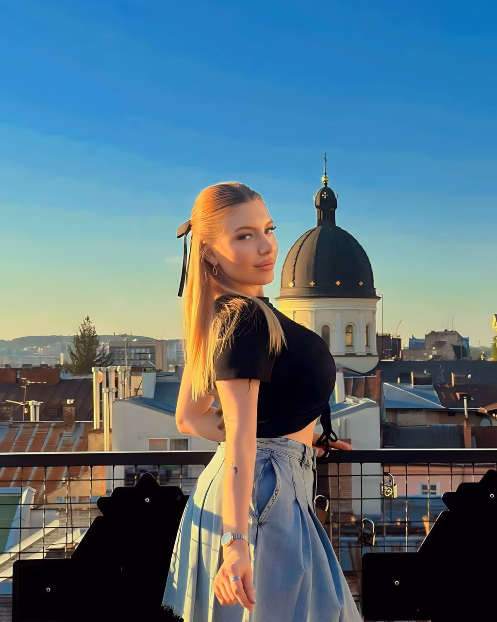 Discover Her Profile
