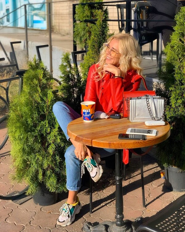 Yulia where to meet single women over 40